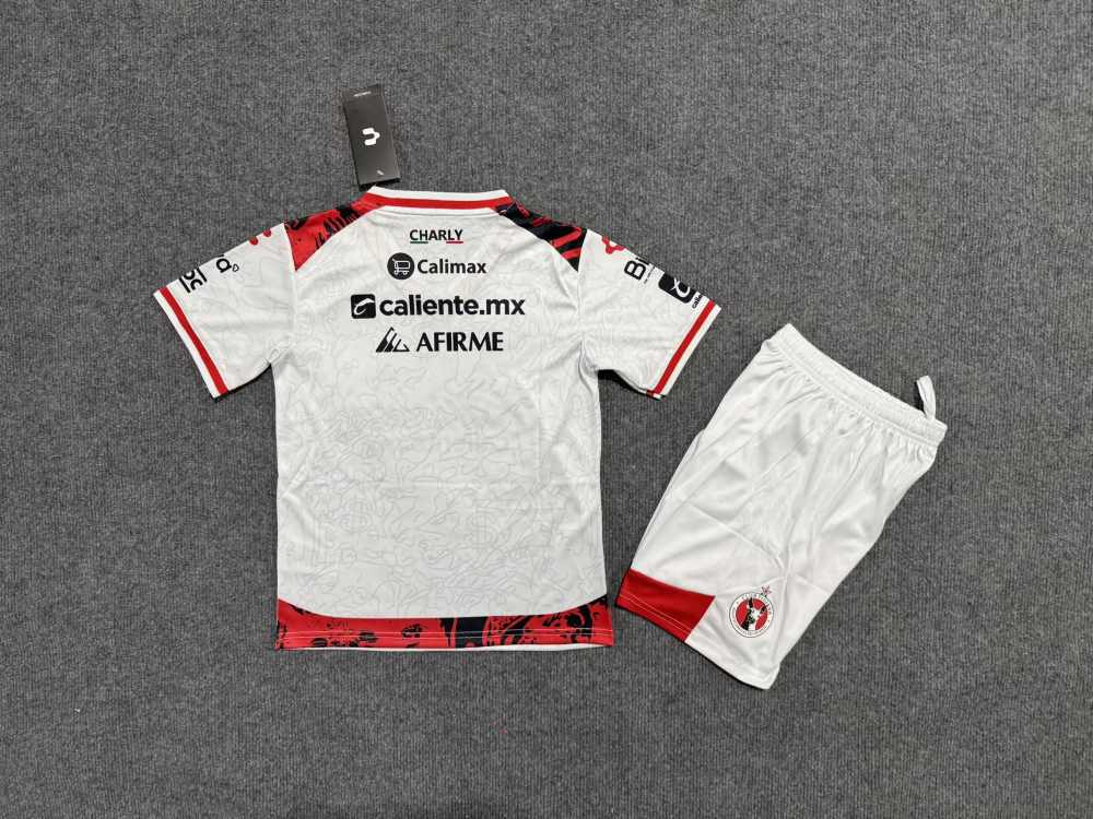 Niños Tijuana 2025-26 Visitante Kit