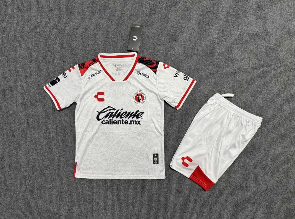 Niños Tijuana 2025-26 Visitante Kit
