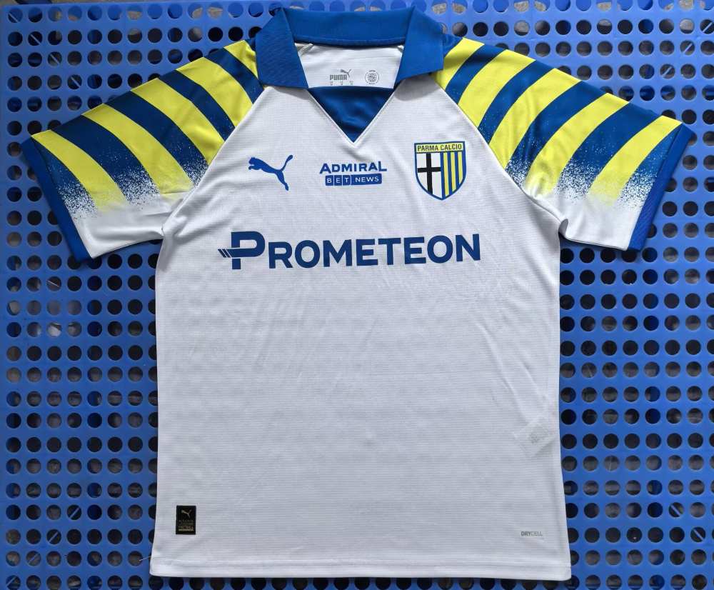Parma 2025-26 Tercera camiseta