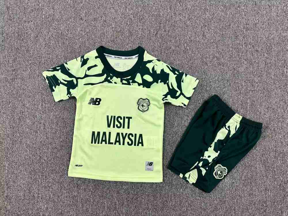 Niños Cardiff City 2025-26 Visitante Kit