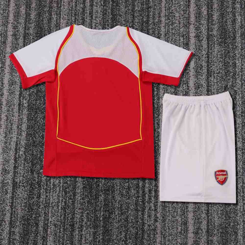 Niños Arsenal 2004-05 Local Kit