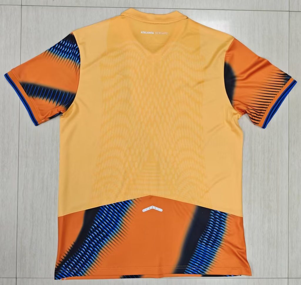 Atalanta 2025-26 Tercera camiseta