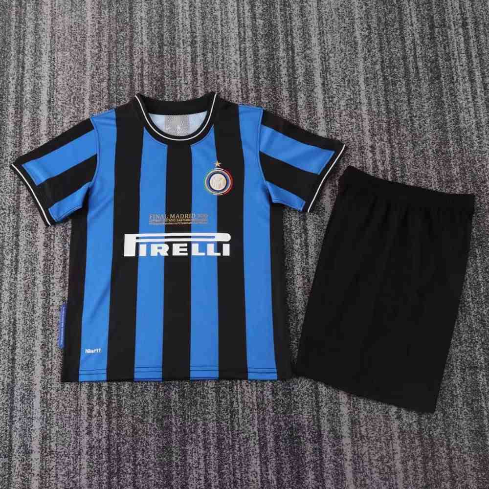 Niños Inter Milan 2010-11 Local Kit