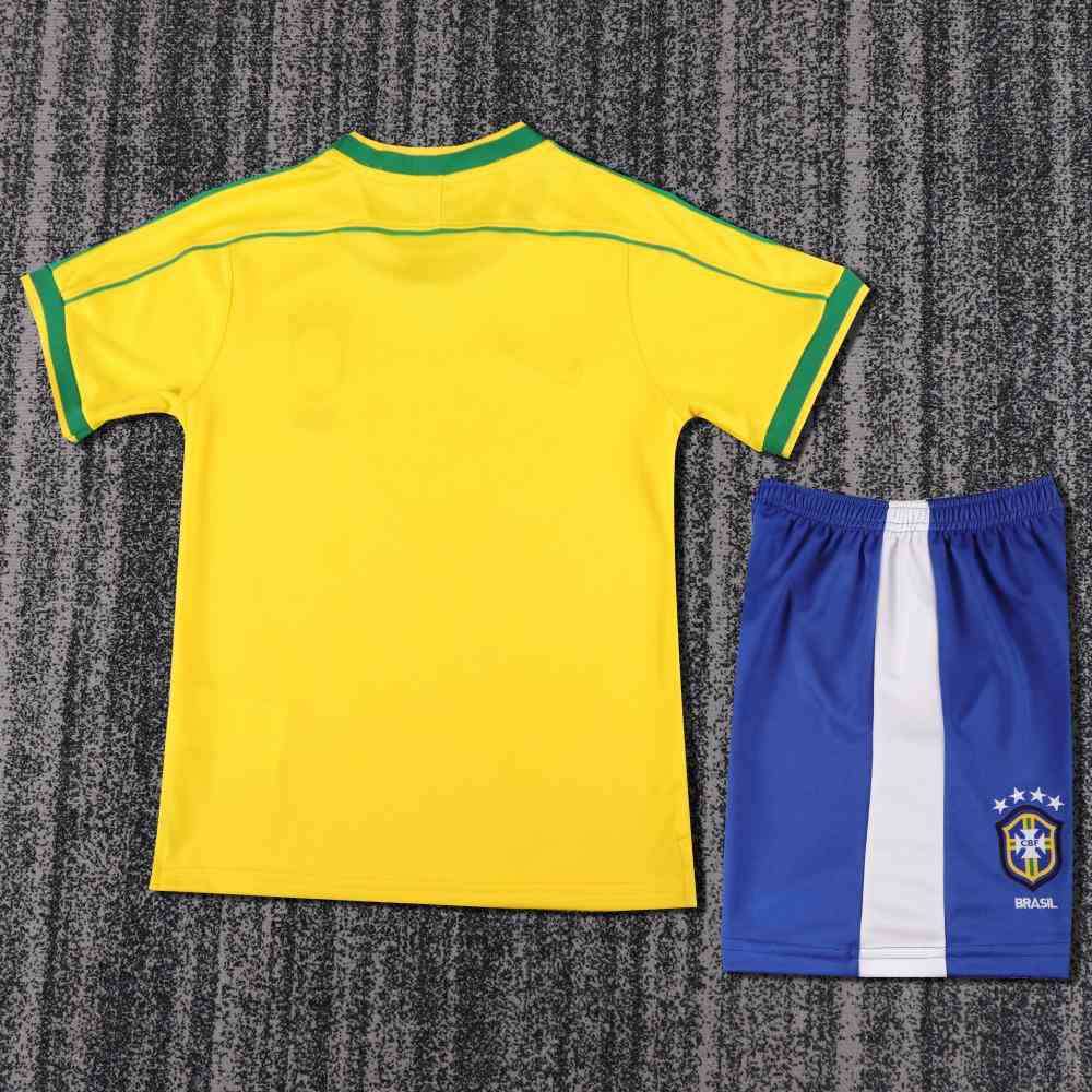 Niños Brasil 1998 Local Kit