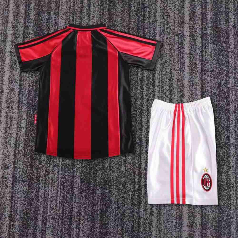 Niños AC Milan 1998-99 Local Kit