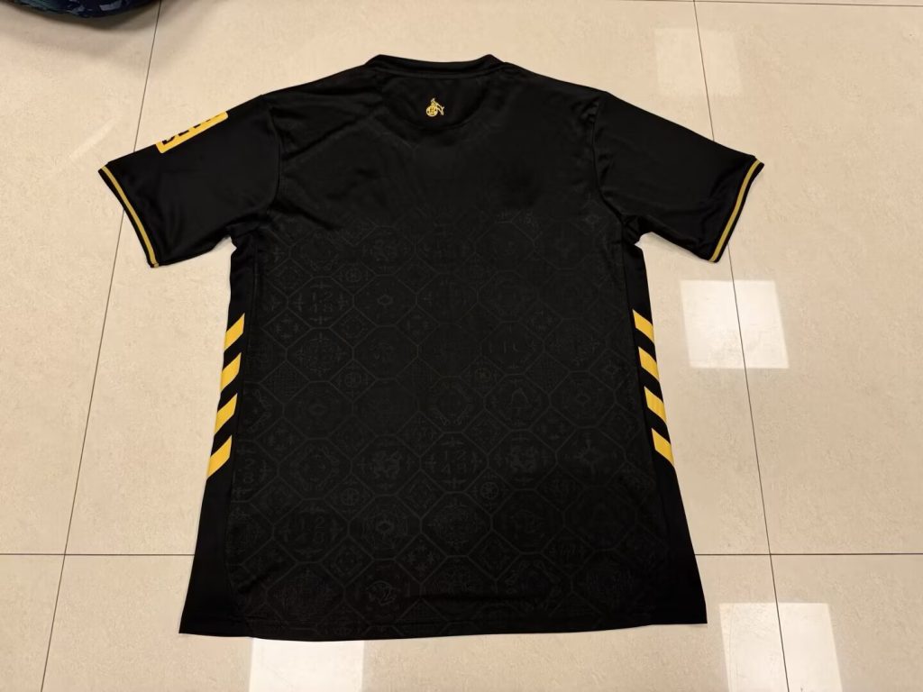 FC Köln 2025 Tercera camiseta