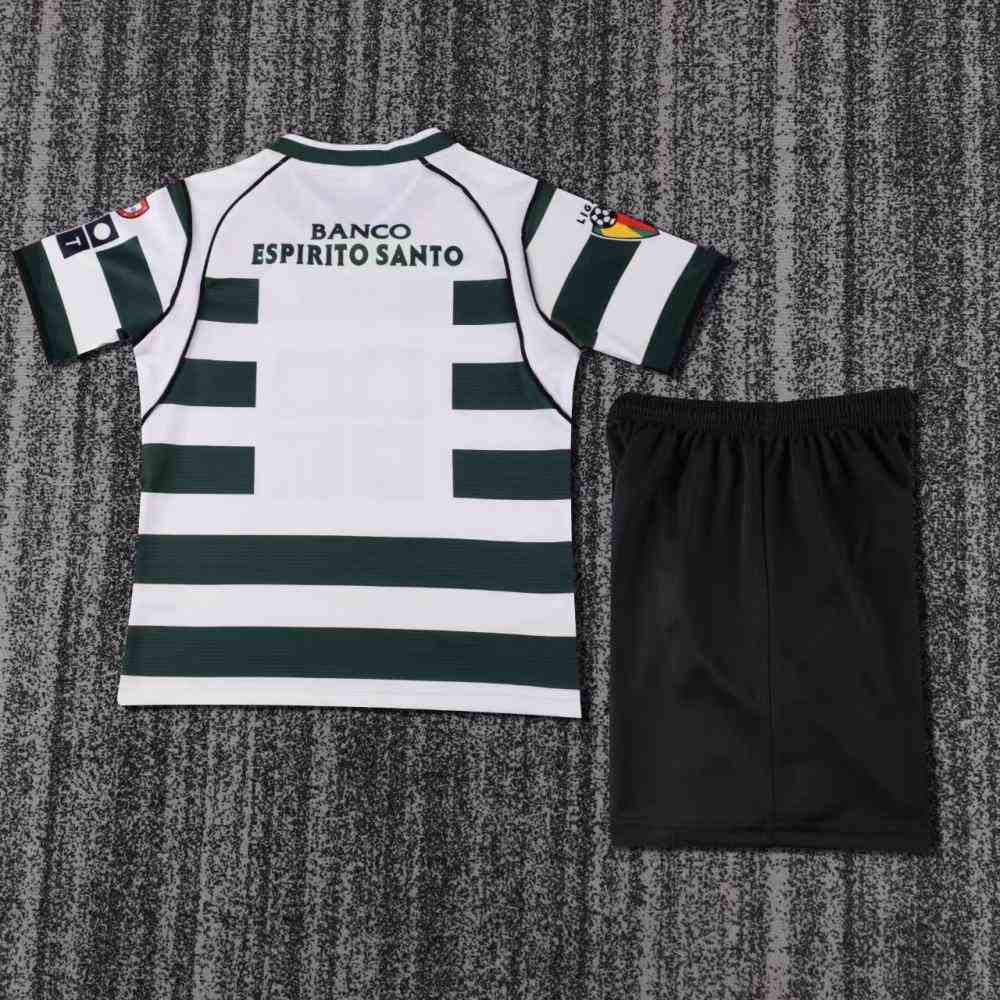 Niños Sporting CP Lisbon 2001-03 Local Kit