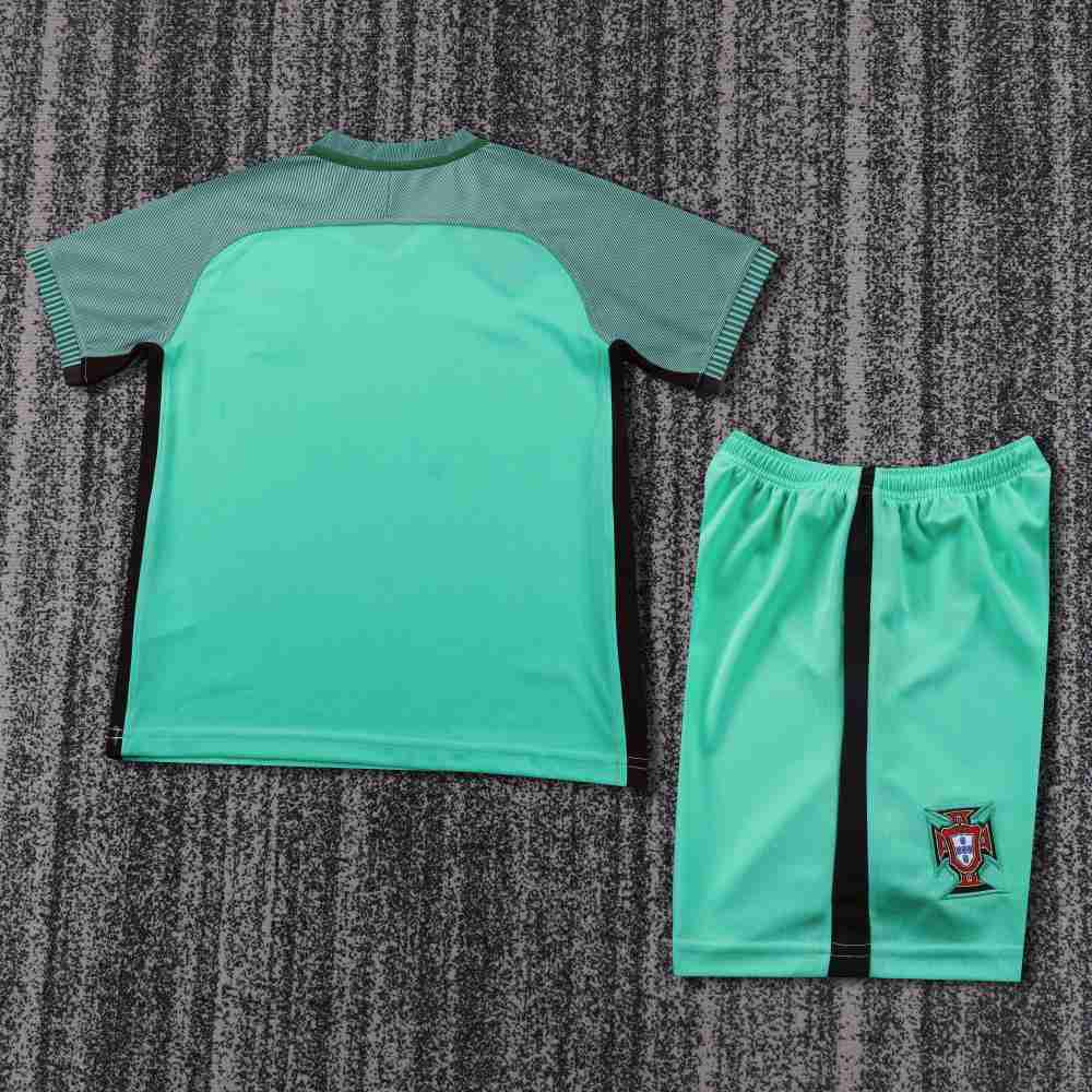 Niños Portugal 2016 Visitante Kit