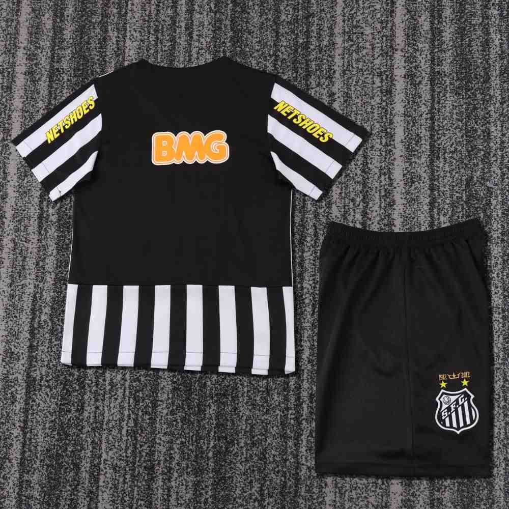Niños Santos 2012-13 Visitante Kit