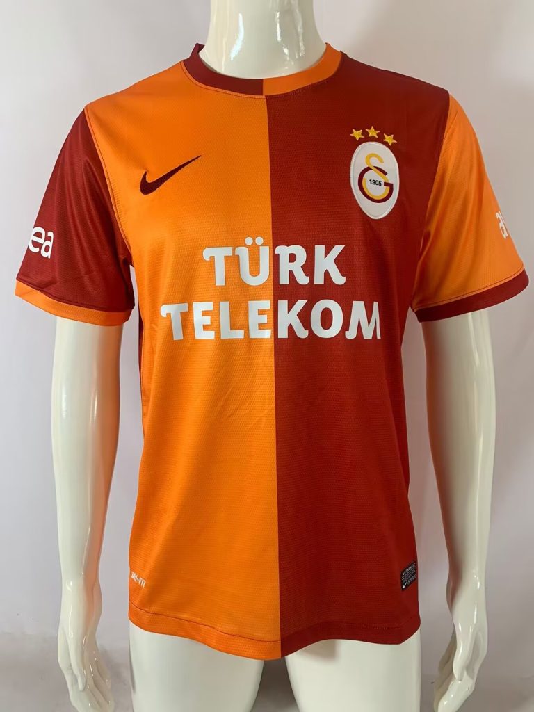 Galatasaray 2013-14 Camiseta local