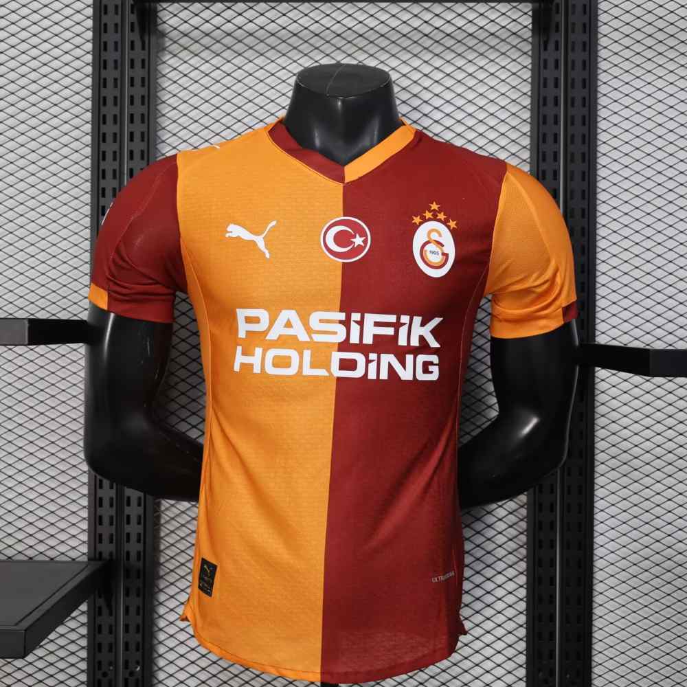 Galatasaray 2025-26 Camiseta local versión jugador