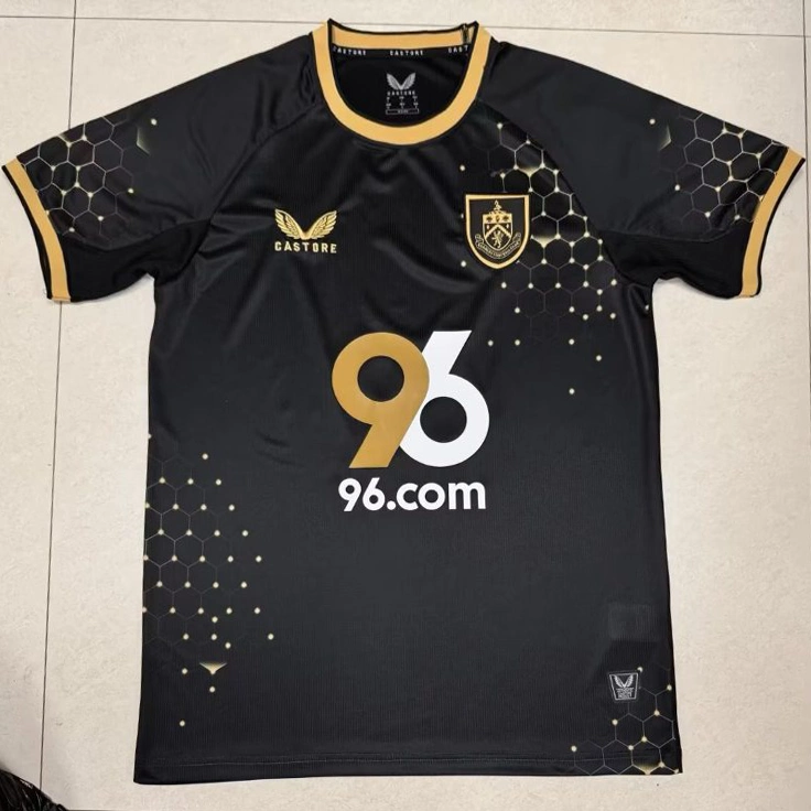 Burnley 2025-26 Tercera camiseta