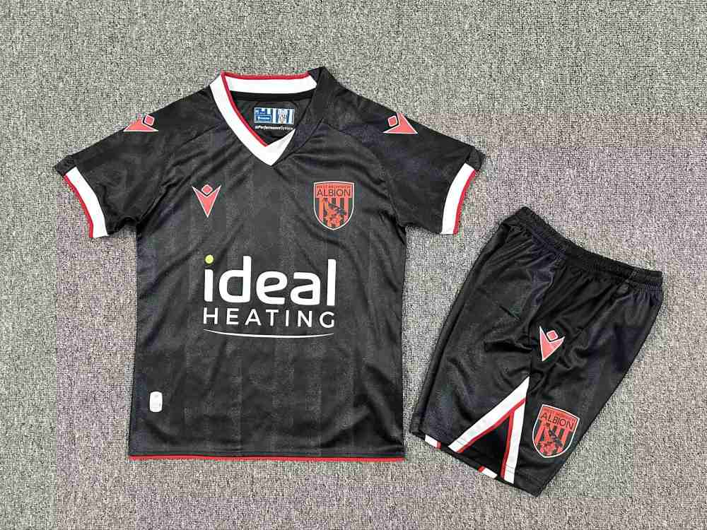 Niños West Bromwich Albion 2025-26 Tercera Kit