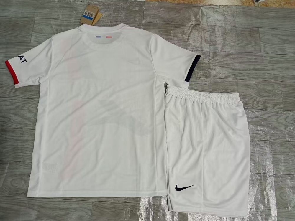 Kids Paris Saint-Germain 2025-26 Away Kit