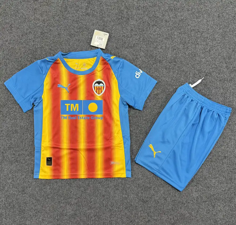 Niños Valencia 2025-26 Tercera Kit