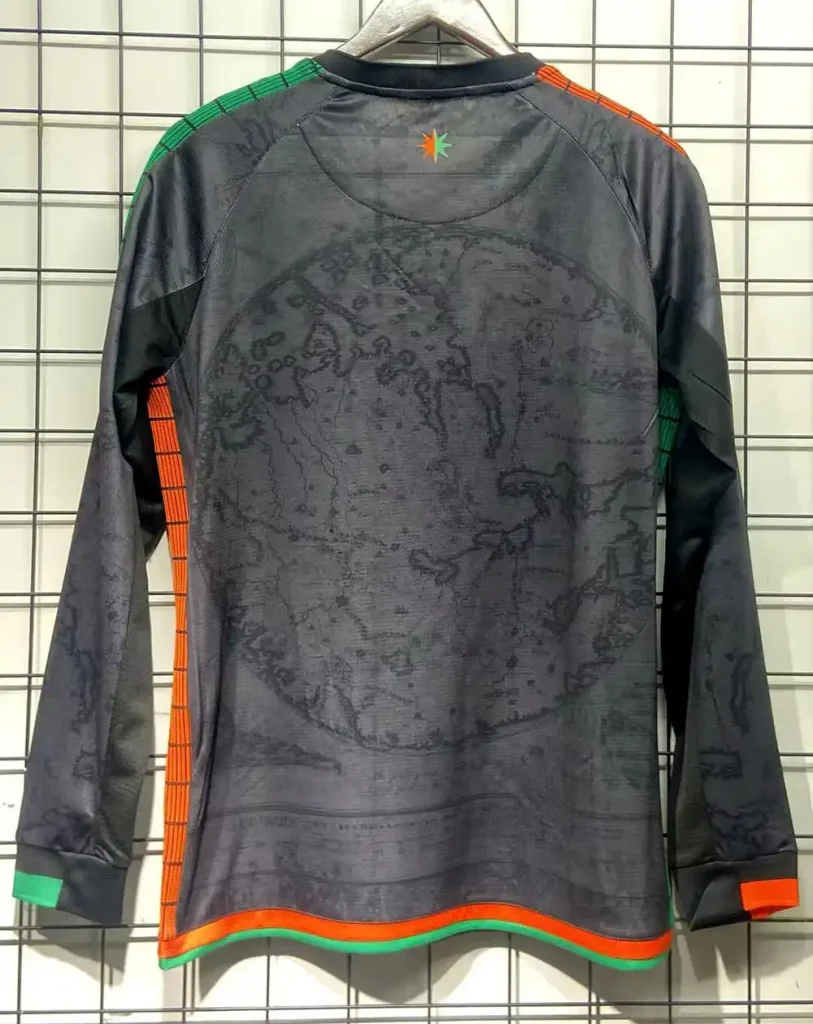 Venezia 2025-26 Camiseta local de manga larga