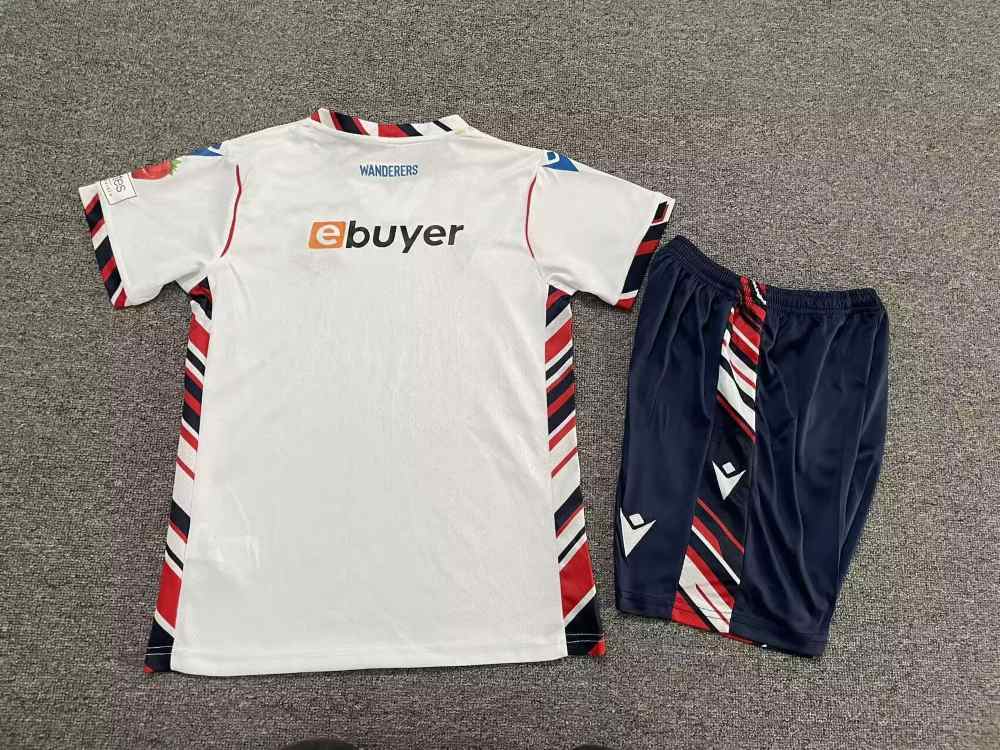 Niños Bolton Wanderers 2025-26 Local Kit