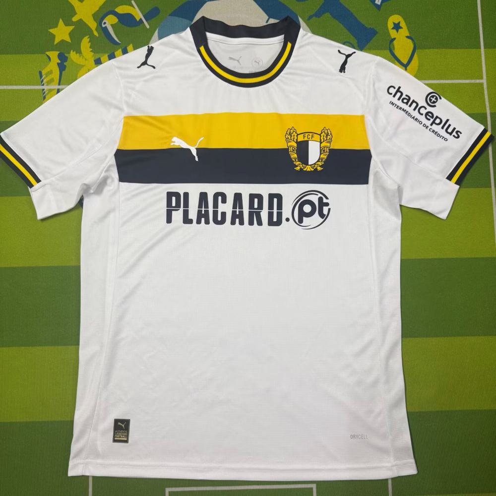 Famalicão 2025-26 Camiseta local