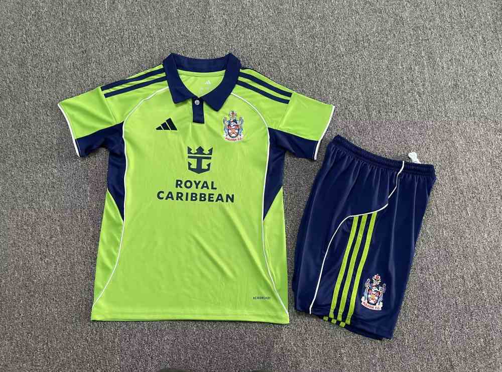 Niños Fulham 2025-26 Visitante Kit