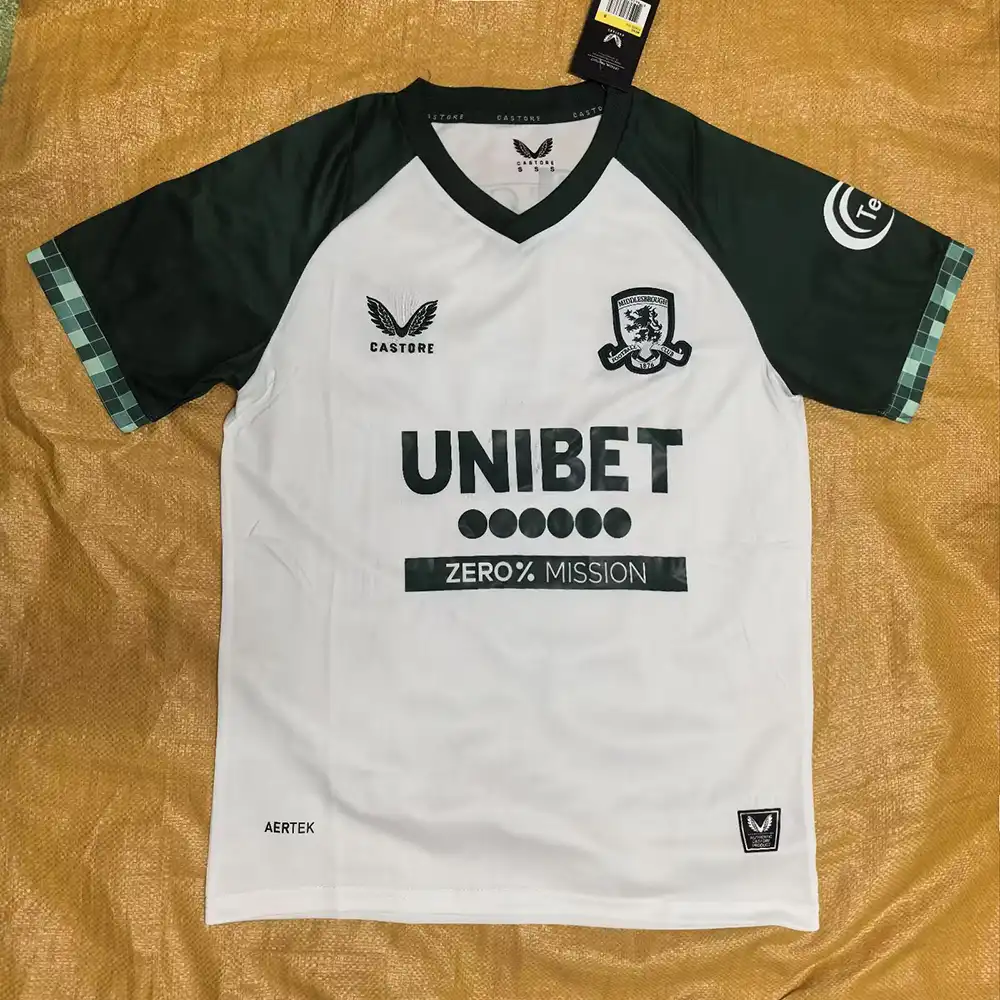 Middlesbrough 2025-26 Tercera camiseta