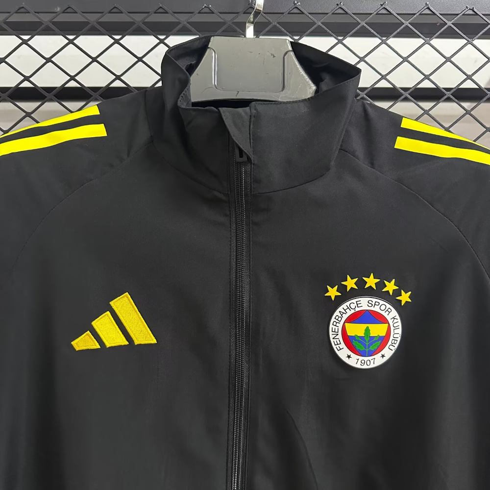 Fenerbahce 2025-26 Cortavientos