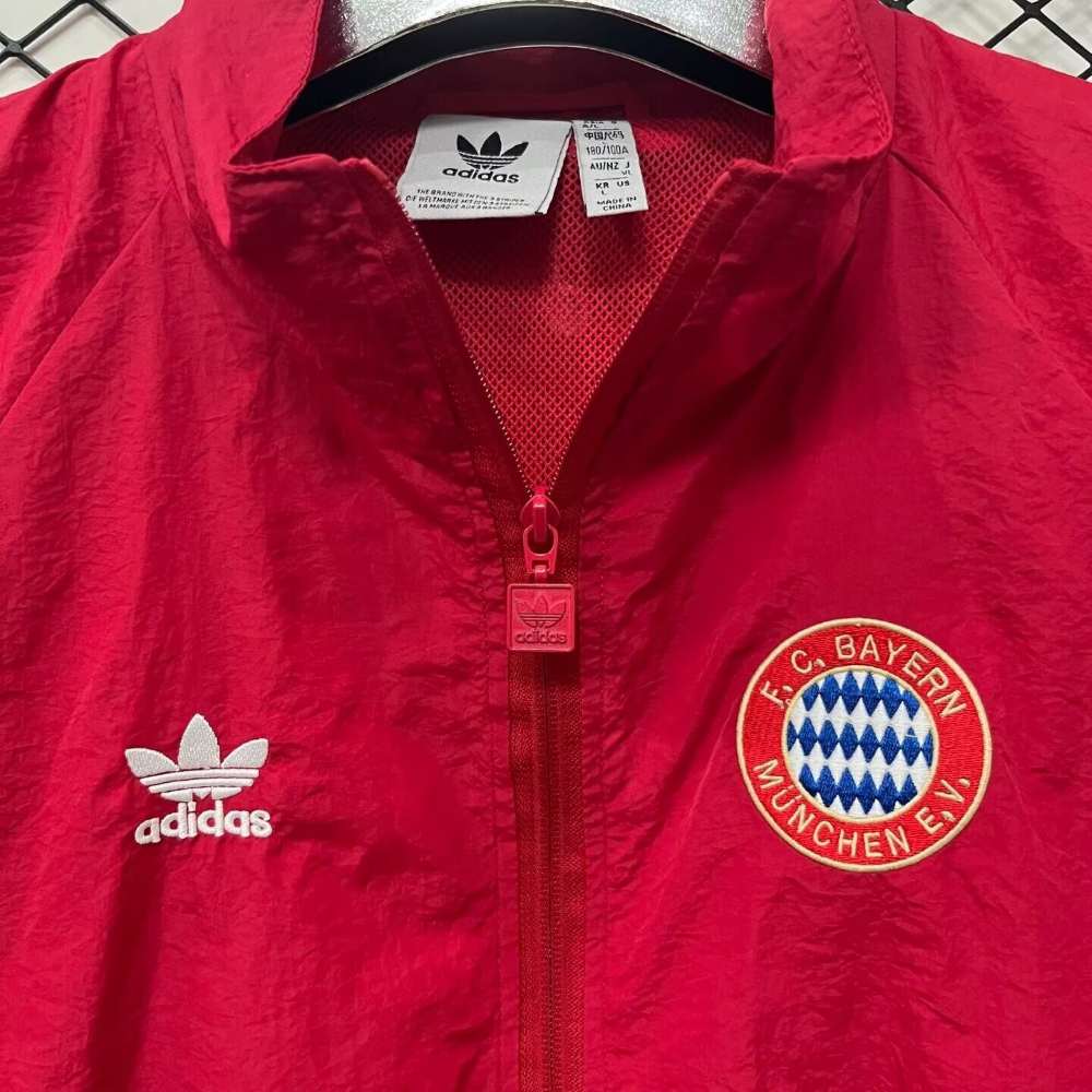 Bayern Munich 2025-26 Cortavientos
