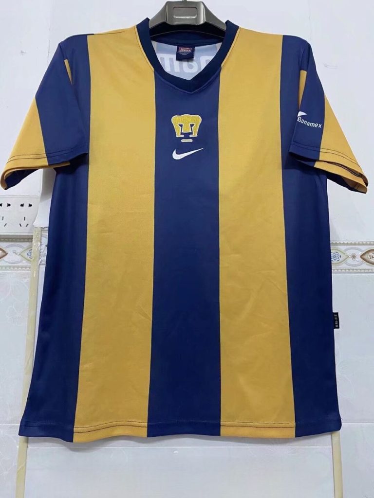 Pumas UNAM 2000-01 Camiseta local