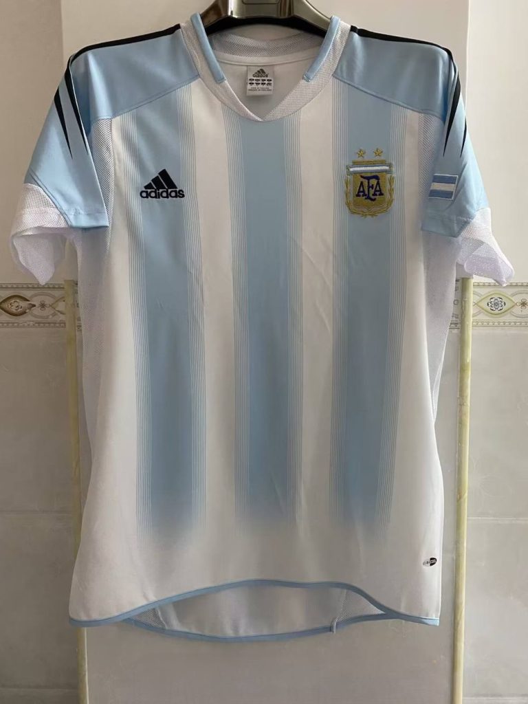 Argentina 2004-05 Camiseta local