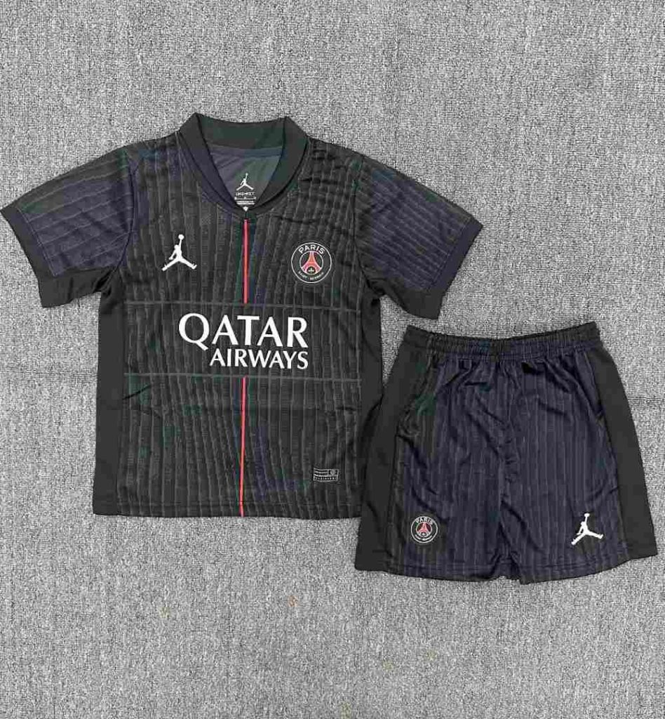Kids Paris Saint-Germain 2025-26 Fourth Kit