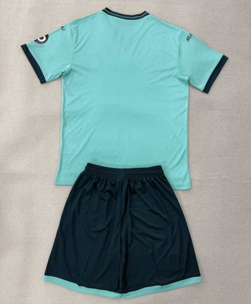 Niños Wolverhampton 2025-26 Visitante Kit