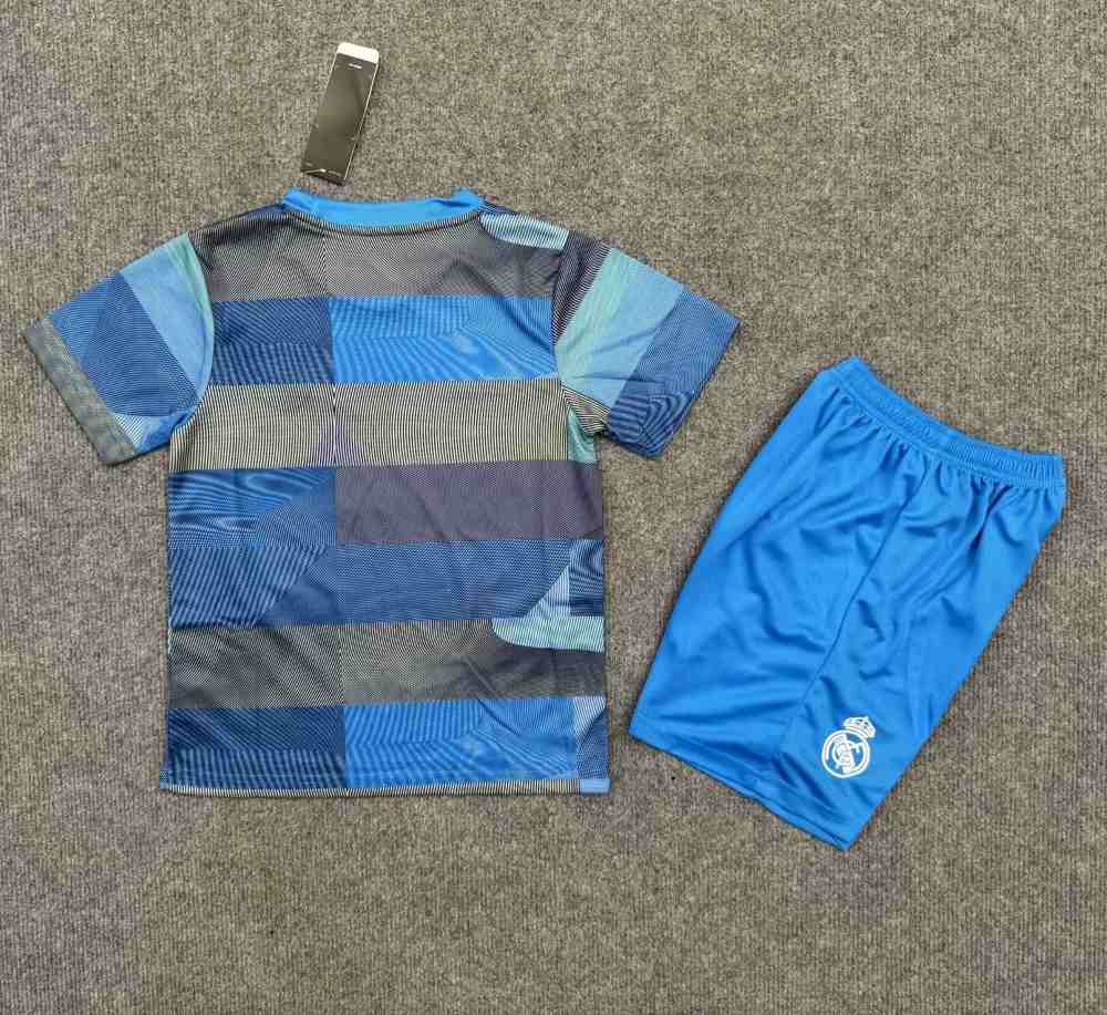 Niños Real Madrid 2025-26 Entrenamiento Kit