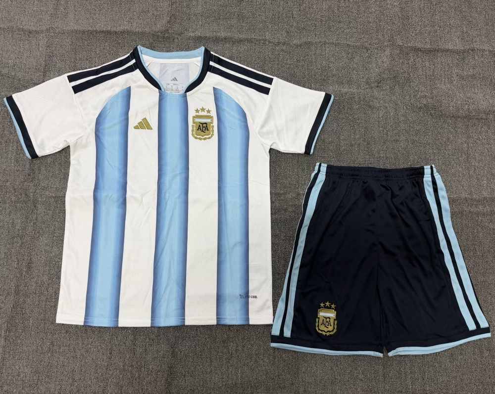 Niños Argentina 2026 Copa Mundial de la FIFA Local Kit