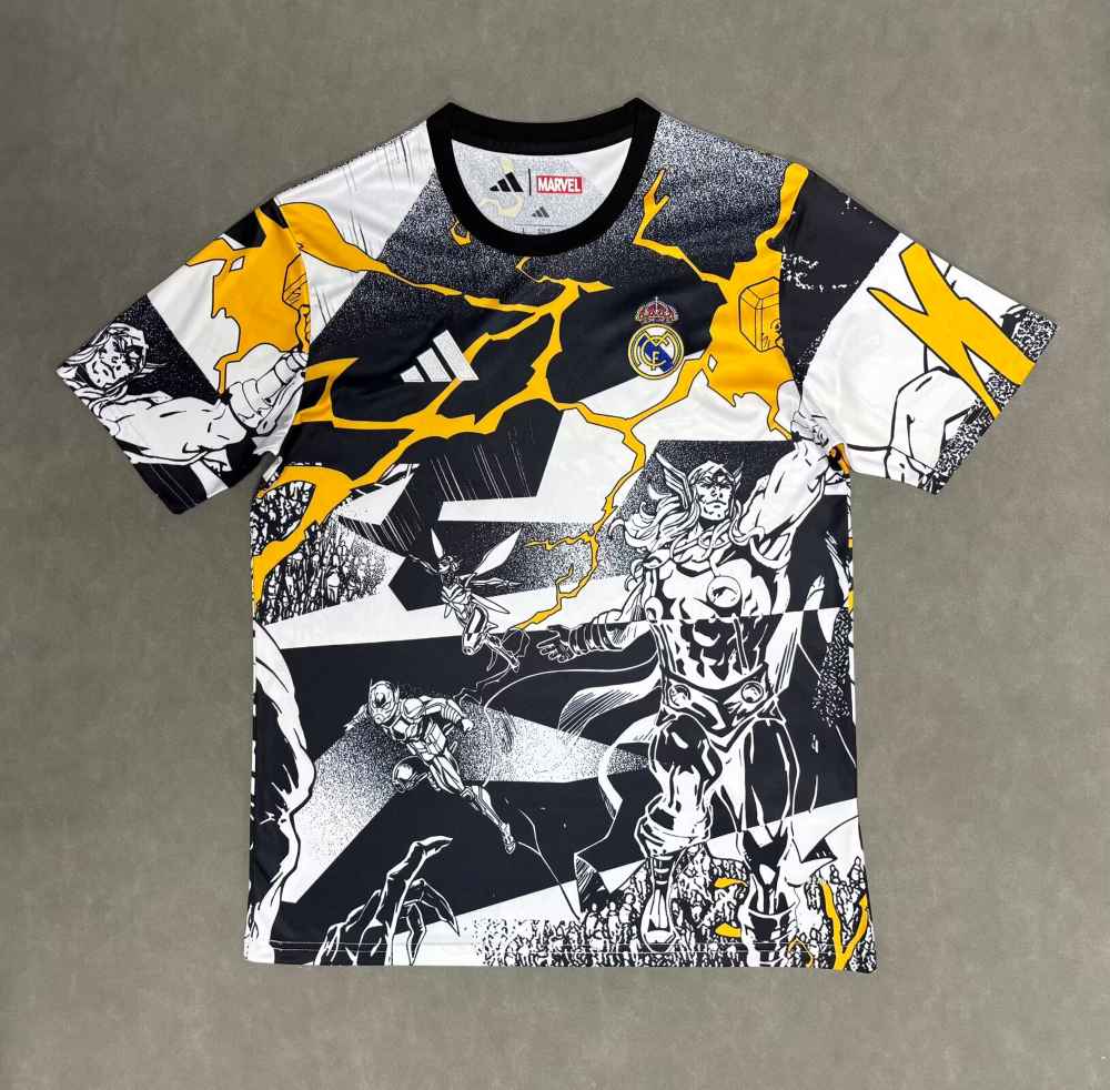 Real Madrid 2025 Marvel Especial Shirt