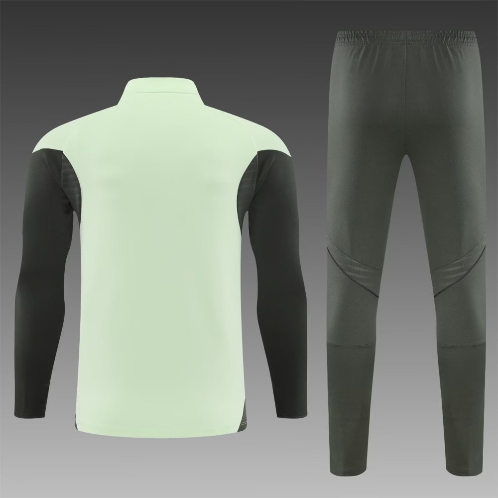 Niños Real Madrid 2025-26 Entrenamiento Suits