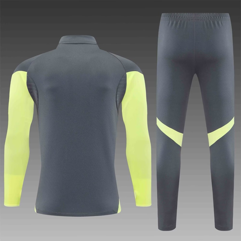 Niños Real Madrid 2025-26 Entrenamiento Suits