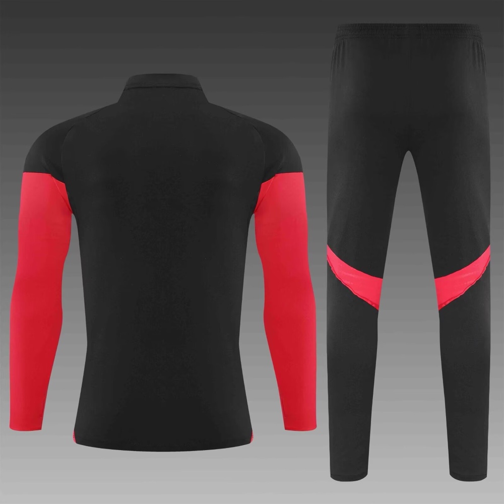 Niños Bayern Munich 2025-26 Entrenamiento Suits