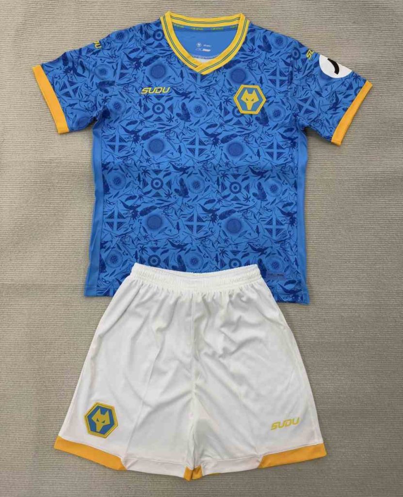 Niños Wolverhampton 2025-26 Tercera Kit