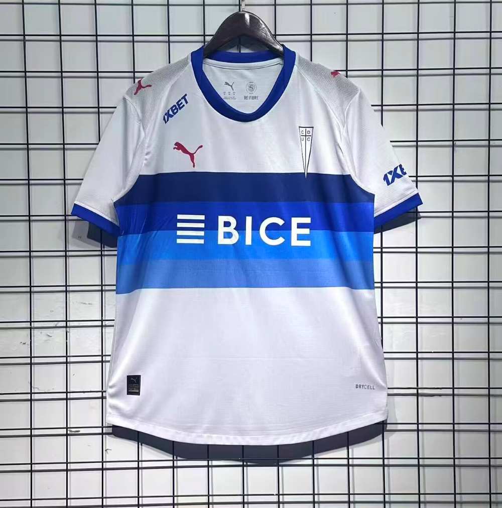 Universidad Católica 2026-27 Camiseta local