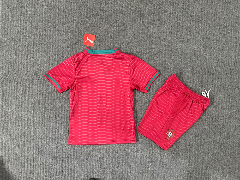 Niños Portugal 2026 Copa Mundial de la FIFA Local Kit