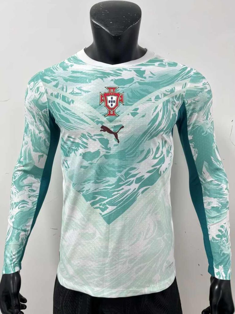 Portugal 2026 Copa Mundial de la FIFA Camiseta visitante versión jugador de manga larga
