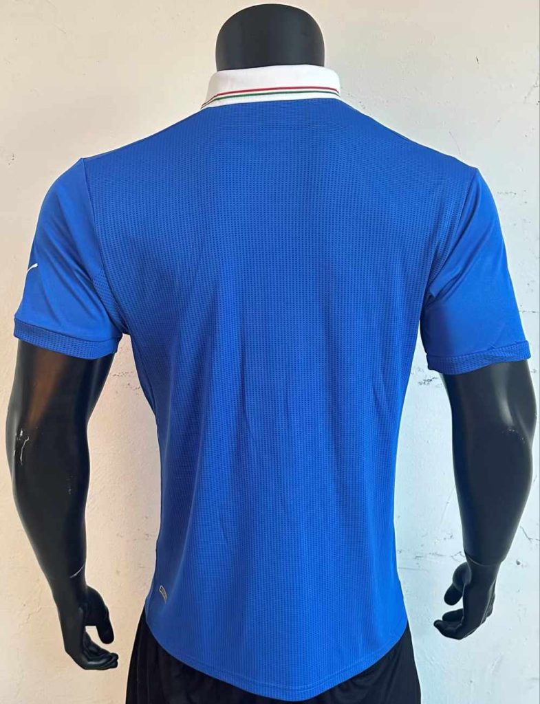 Italia 2012 Camiseta local