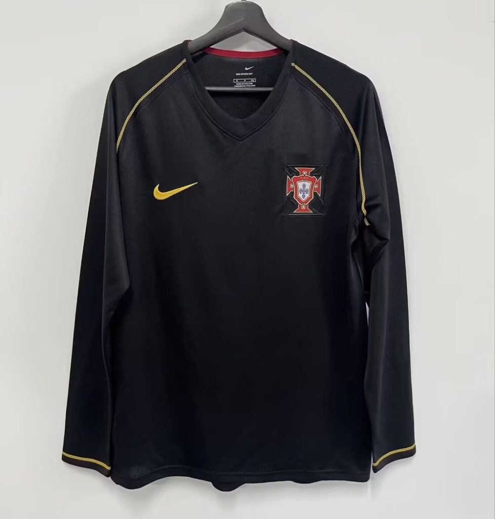 Portugal 2006 Camiseta local de manga larga