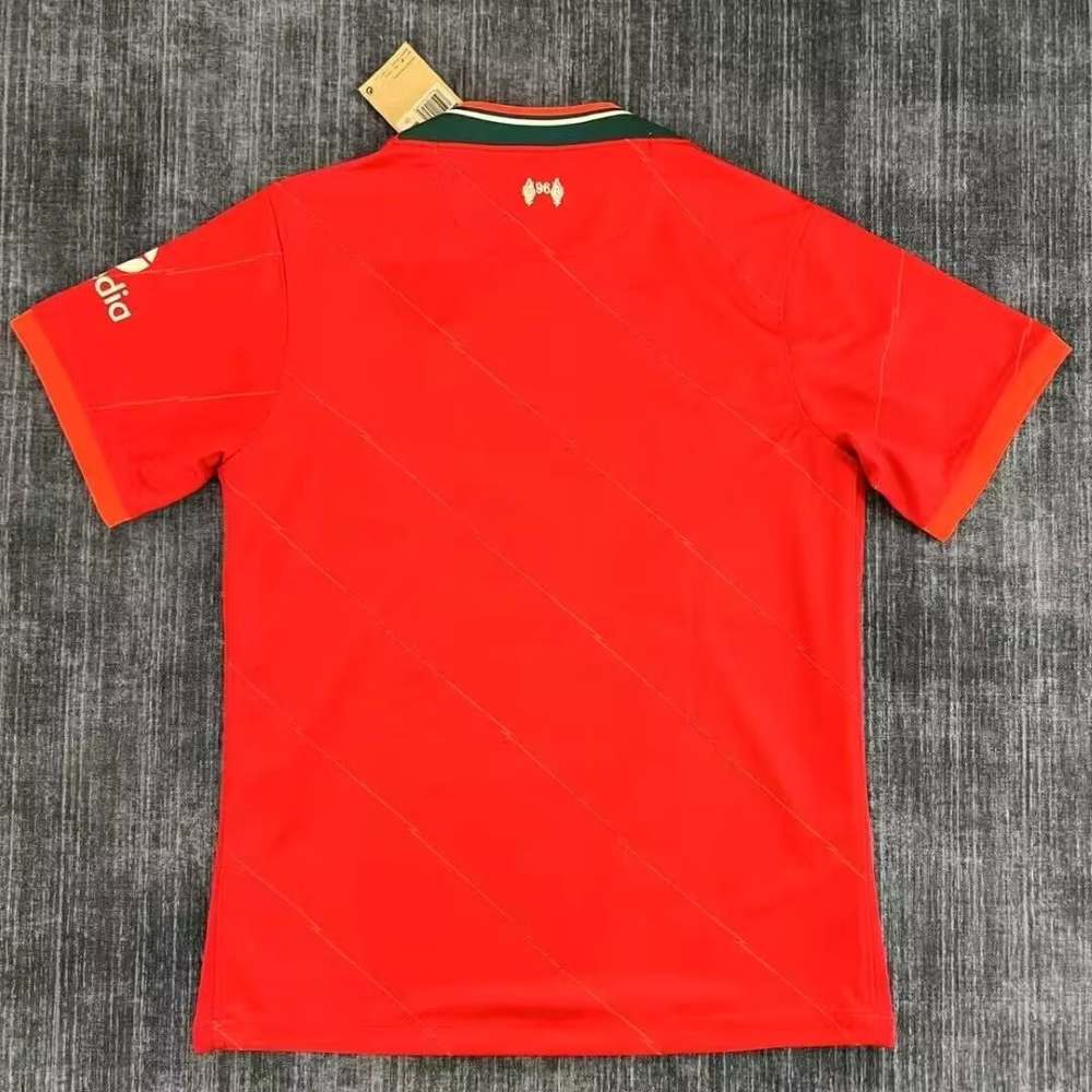 Liverpool 2021-22 Home Shirt