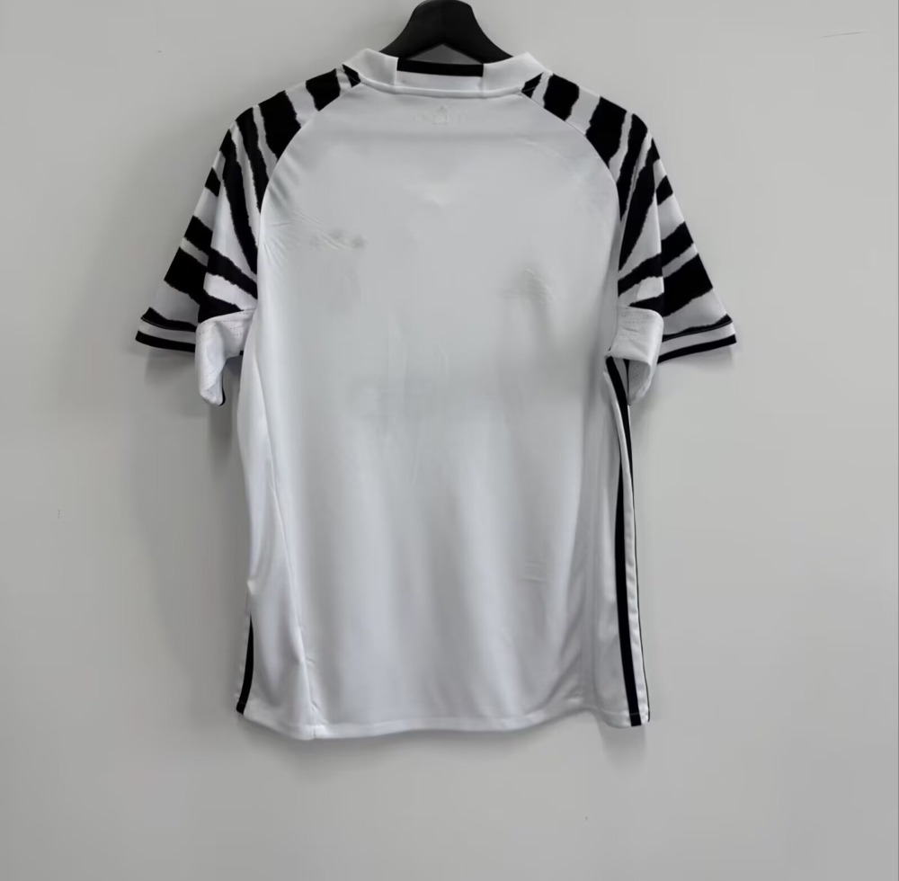 Juventus 2016-17 Third Shirt