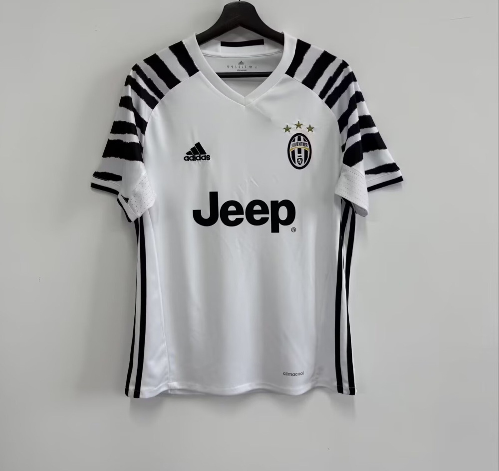 Juventus 2016-17 Third Shirt