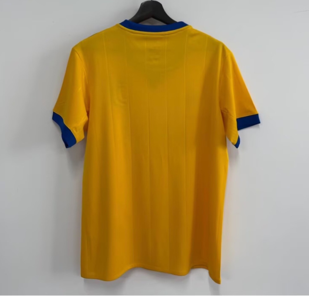 Juventus 2017-18 Away Shirt