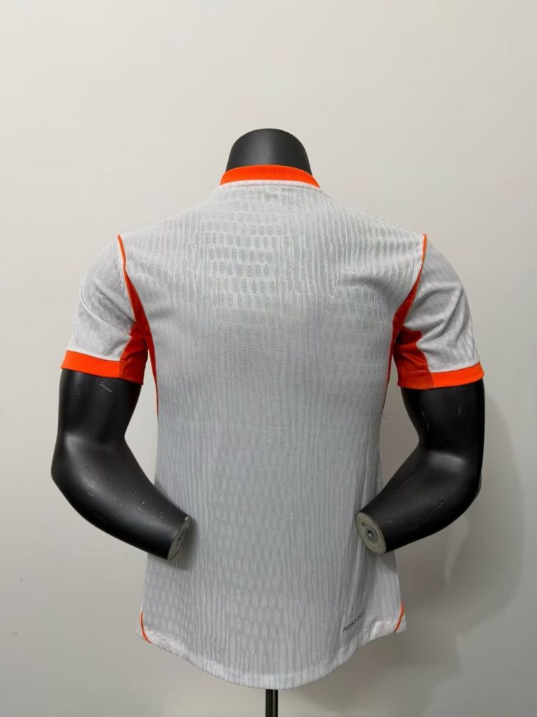Países Bajos 2026-27 Copa Mundial de la FIFA Camiseta visitante versión jugador