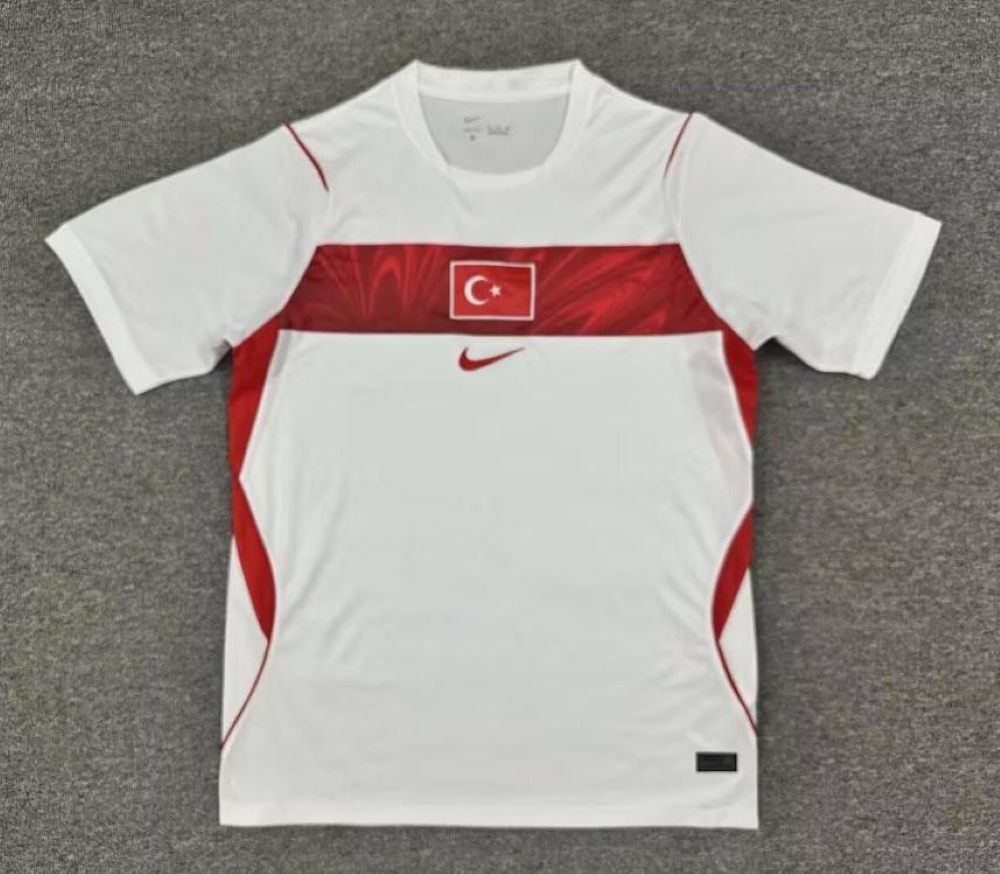 Turquía 2026 Copa Mundial de la FIFA Camiseta visitante
