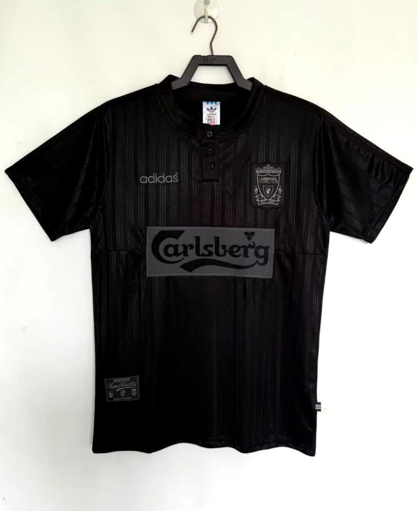 Liverpool 1995-96 Away Shirt