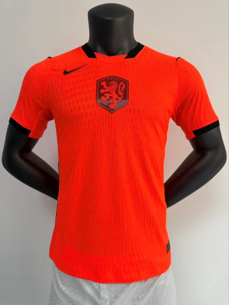 Países Bajos 2026-27 Copa Mundial de la FIFA Camiseta local versión jugador